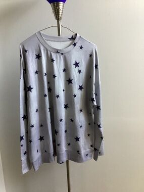 Long sleeve top with all over star pattern